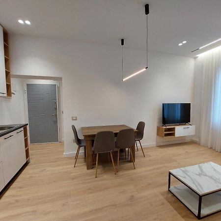 Luxury Apartments Blloku Tirana Exterior foto