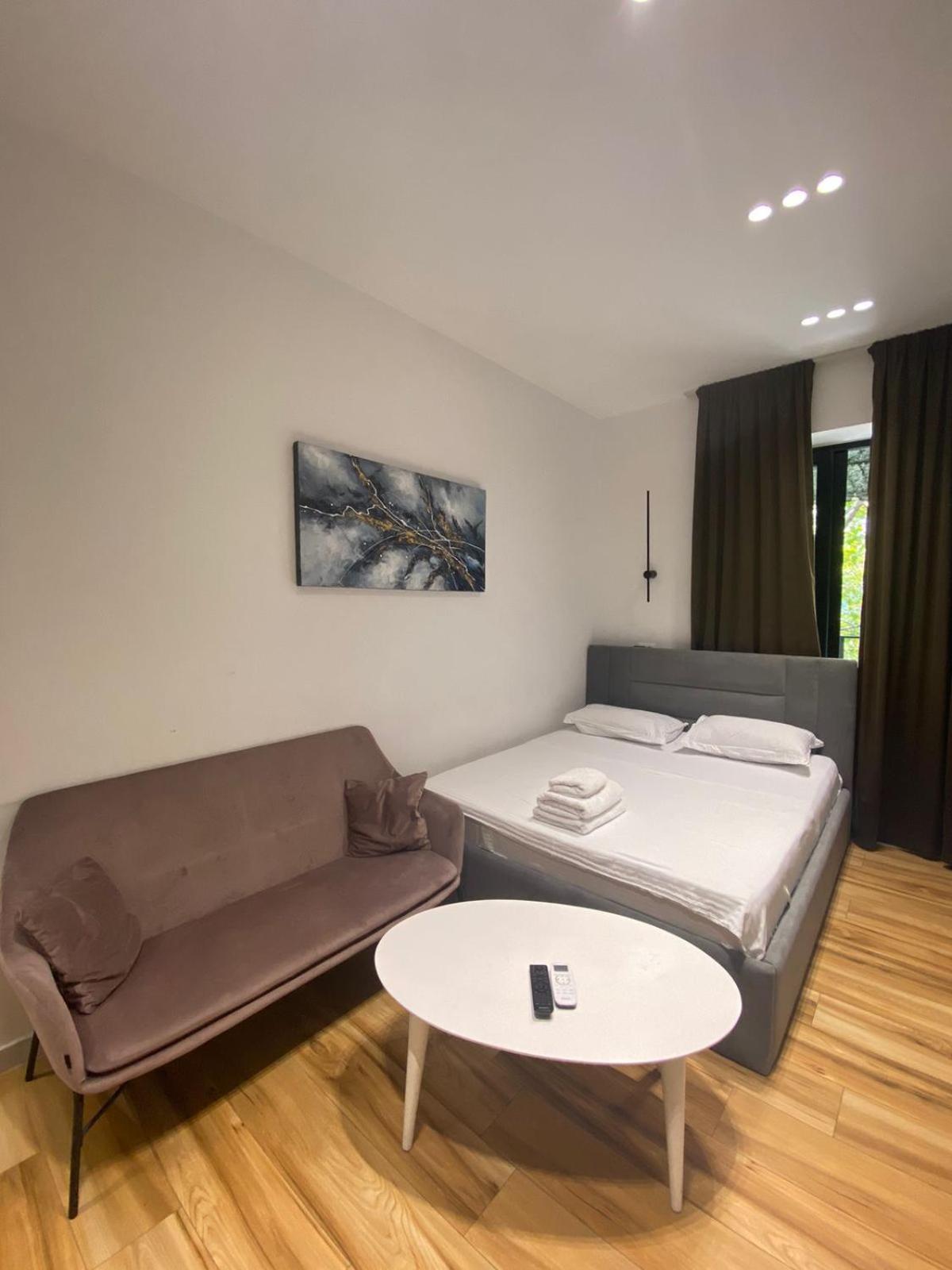 Luxury Apartments Blloku Tirana Exterior foto