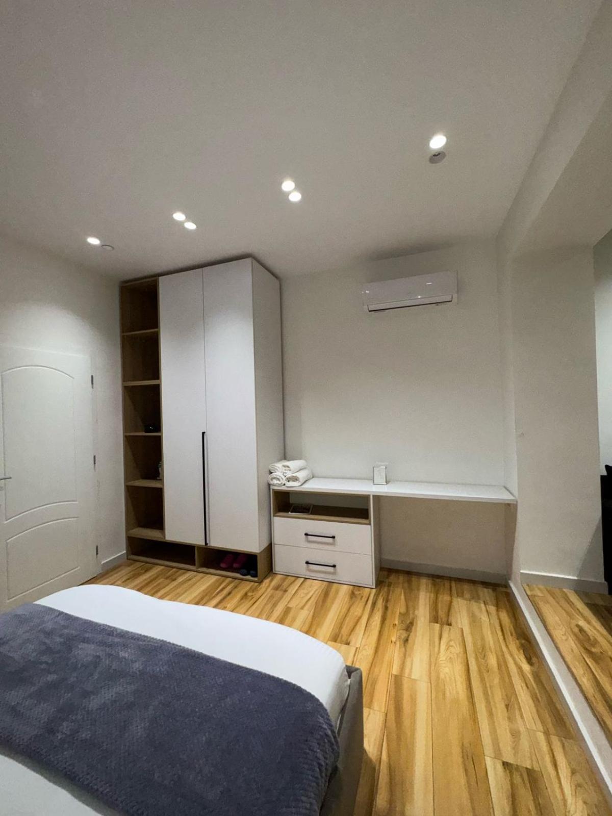 Luxury Apartments Blloku Tirana Exterior foto